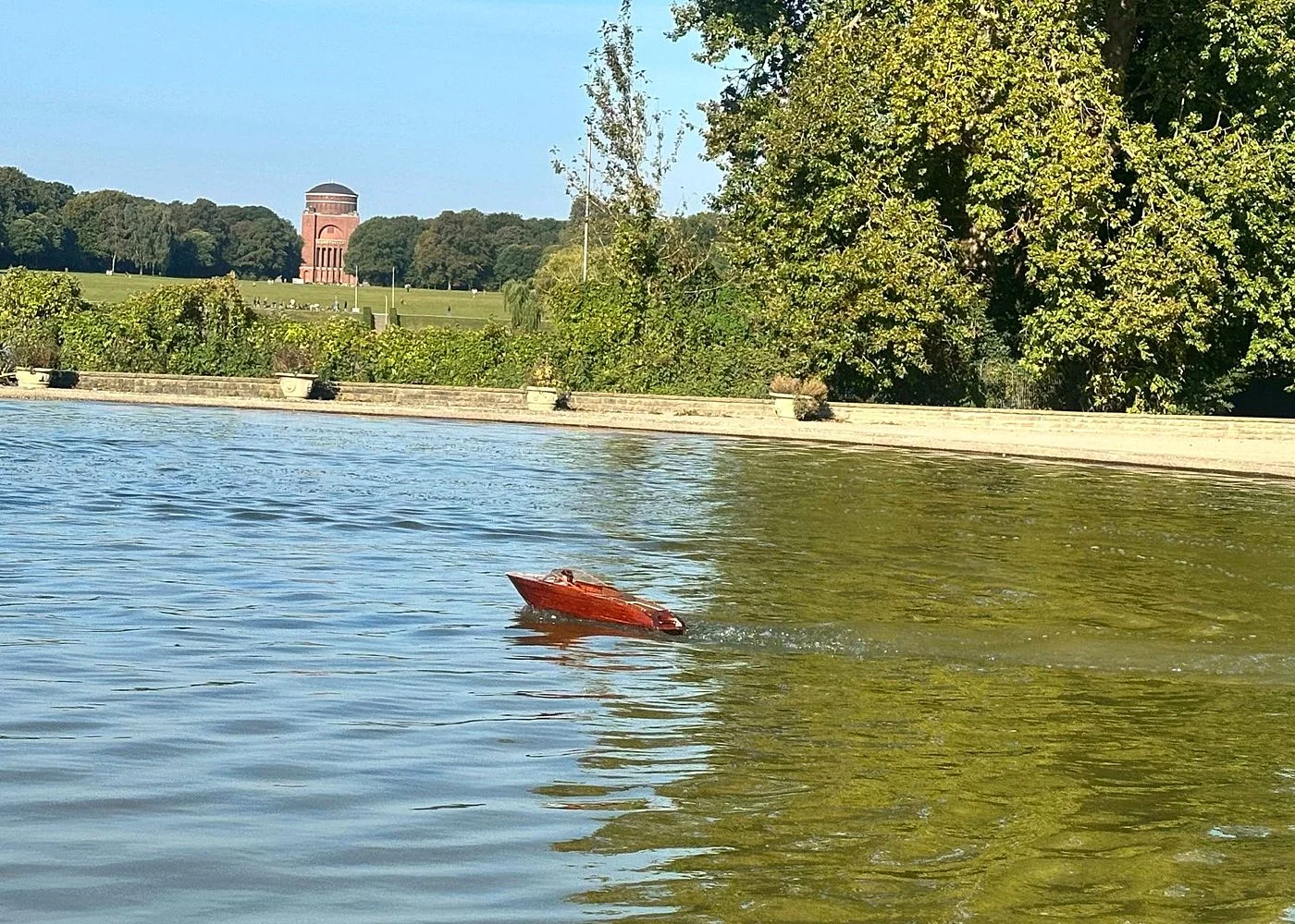 Modellboot-Rondeel im Stadtpark
