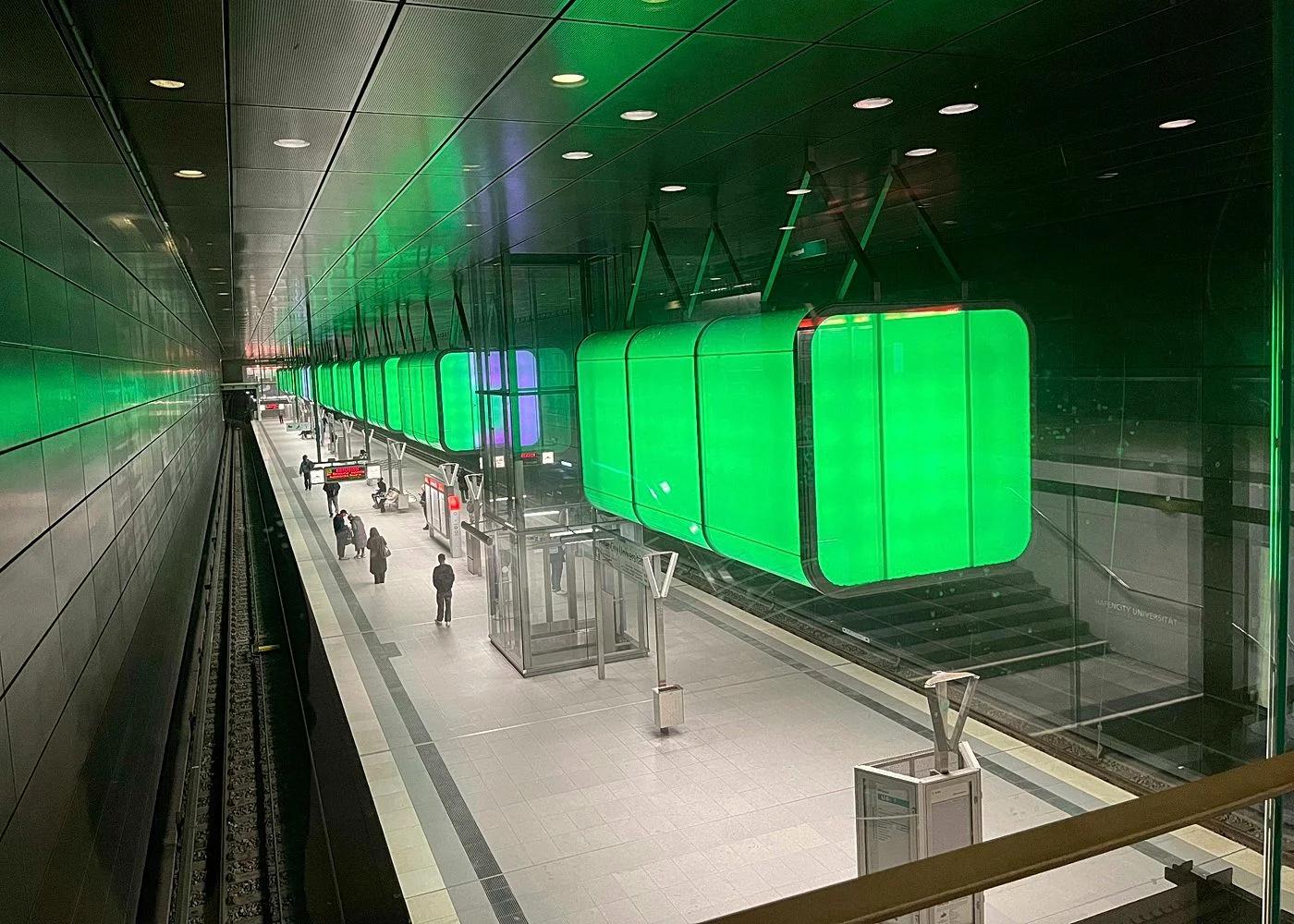 Lichteffekte U-Bahn Hafencity – Foto 6