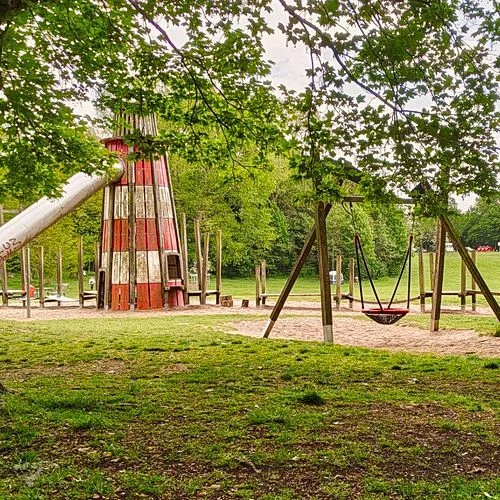 Leuchtturm Spielplatz im Öjendorfer Park