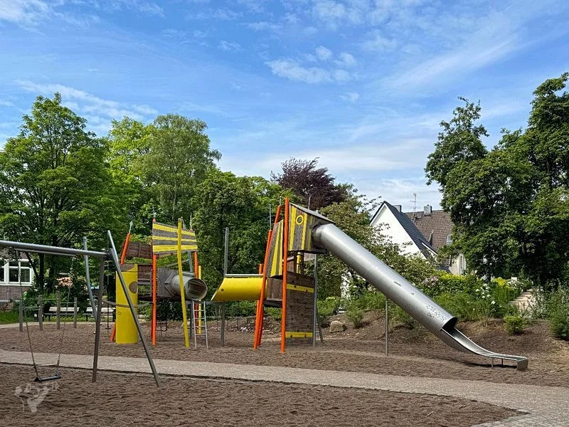 Spielplatz Karstensstrasse  – Bild 16
