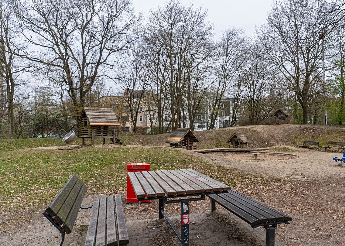 Spielplatz im Schanzenpark – Foto 10