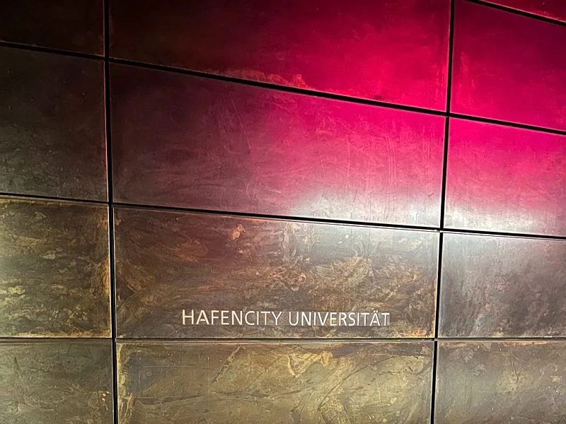 Lichteffekte U-Bahn Hafencity – Bild 2