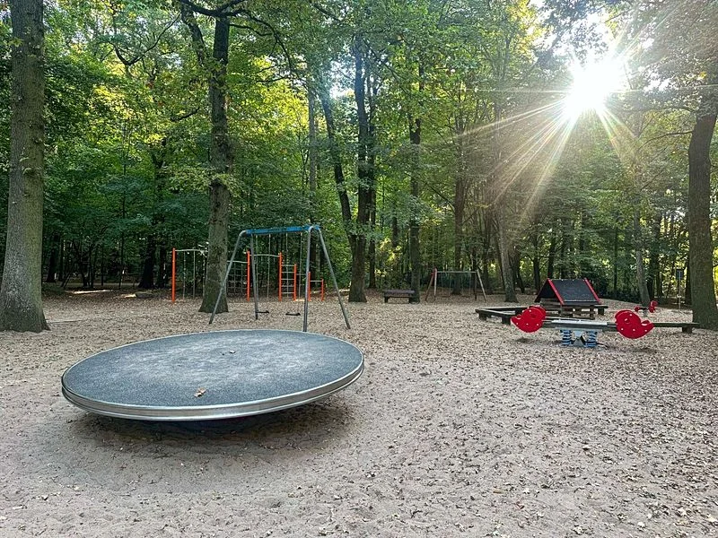 Waldspielplatz im Stadtpark – Bild 7