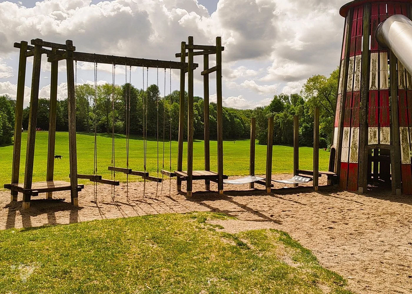 Leuchtturm Spielplatz im Öjendorfer Park – Foto 6