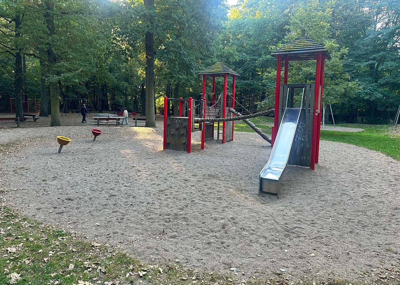 Waldspielplatz im Stadtpark – Foto 5