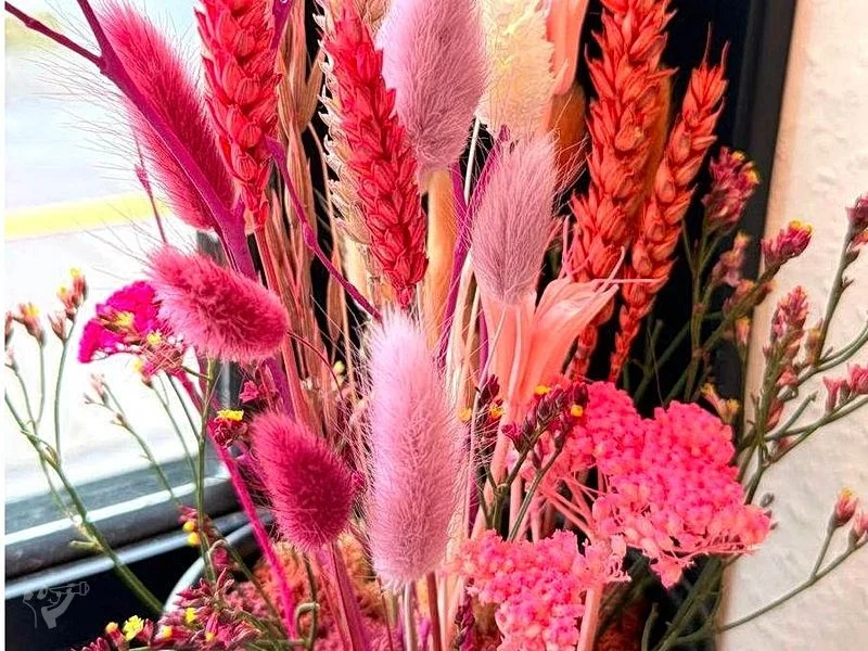 Blumenbox mit Trockenblumen gestalten – Bild 4