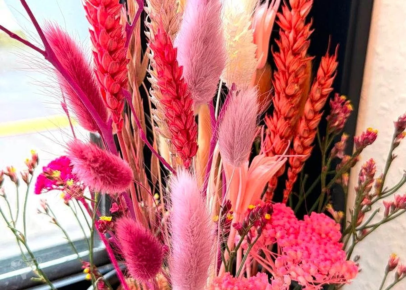 Blumenbox mit Trockenblumen gestalten – Foto 2