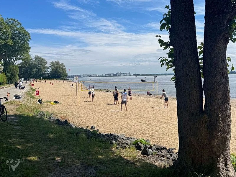 Falkensteiner Ufer Elbstrand – Bild 1