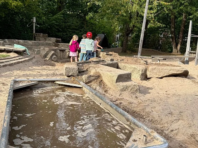 Spielplatz Trenknerweg Othmarschen – Bild 6