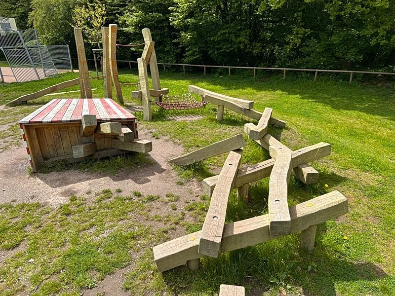 Spielplatz Wegenkamp mit Skaterpark Banane – Bild 14