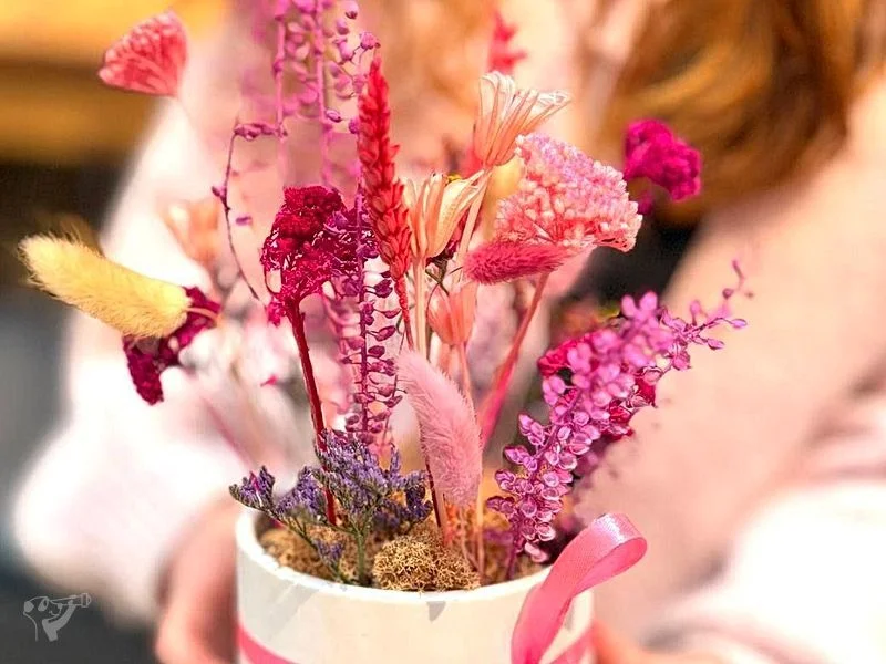 Blumenbox mit Trockenblumen gestalten – Bild 3