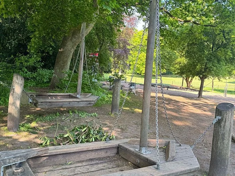 Spielplatz im Hesse Park – Bild 4