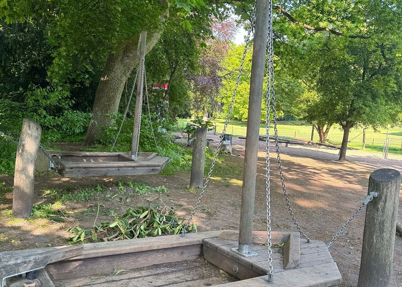 Spielplatz im Hesse Park – Foto 4