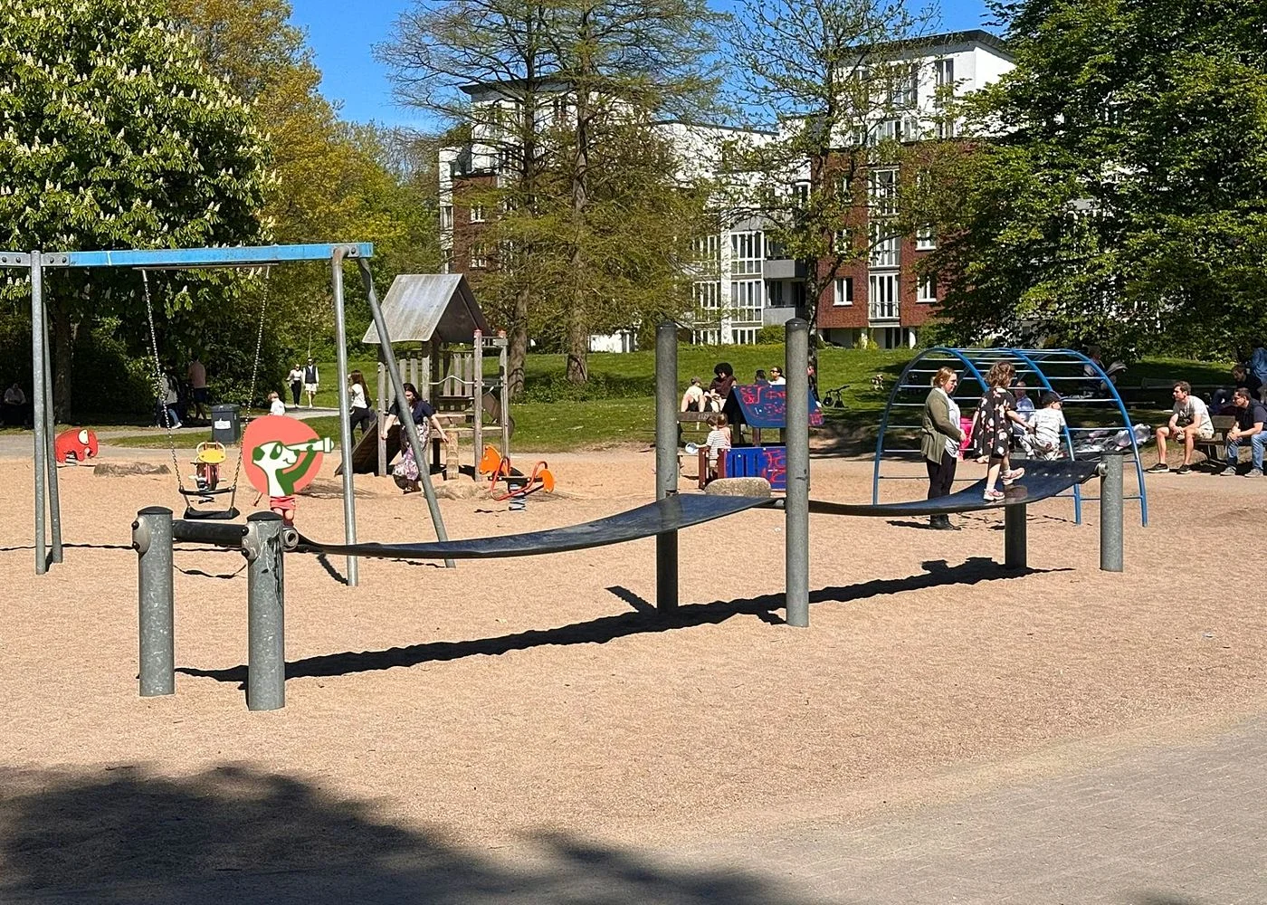 Spielplatz Meenkwiese – Foto 8