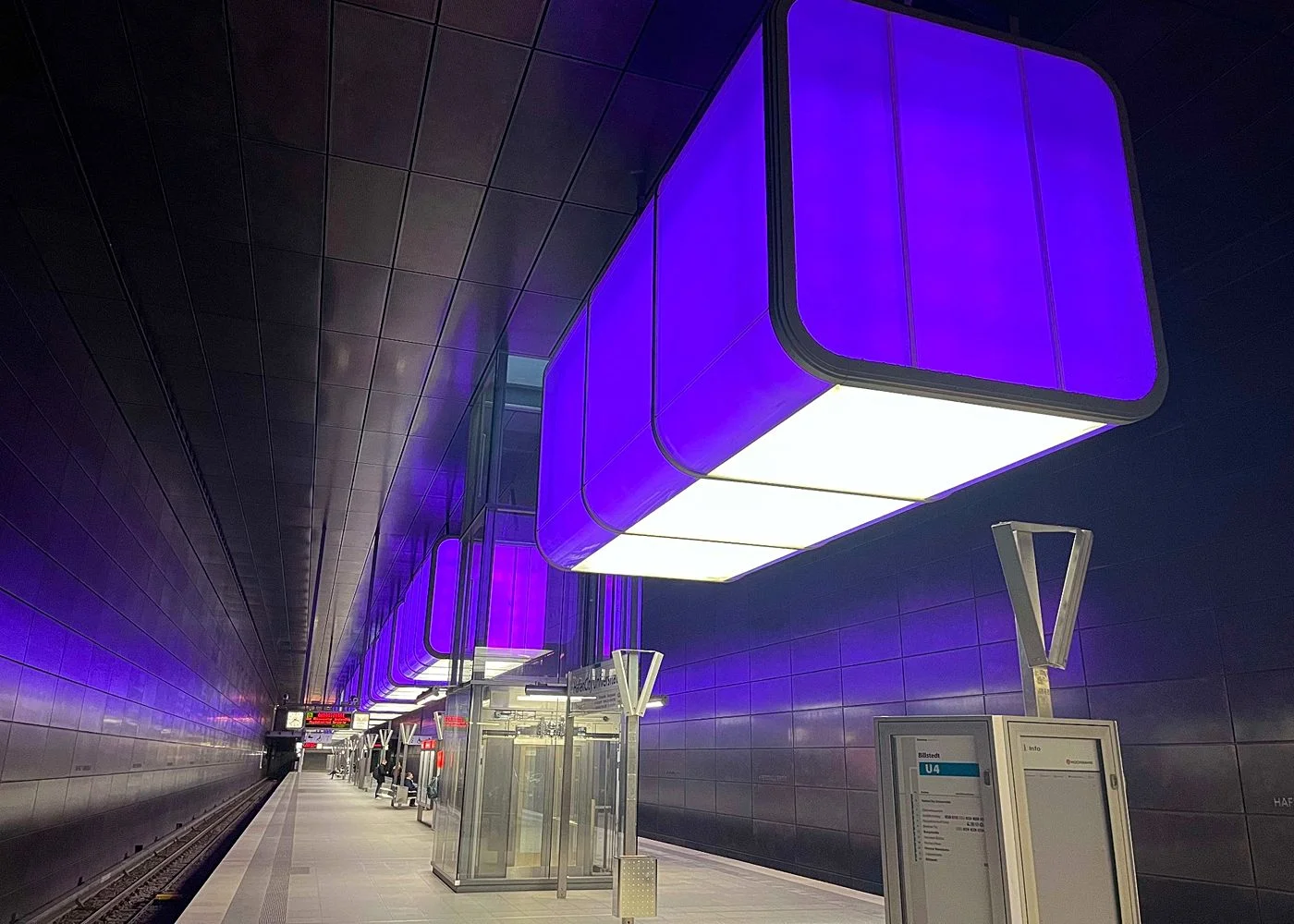 Lichteffekte U-Bahn Hafencity – Foto 3