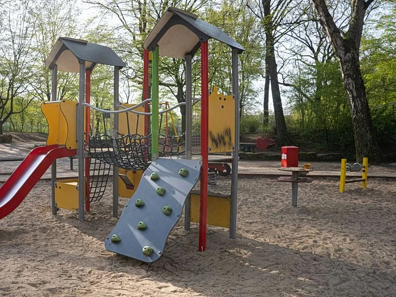 Kinderspielplatz Rollerbahn – Bild 5