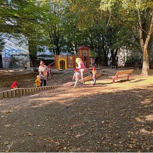  Spielplatz Bellealliancestraße - Marthastraße