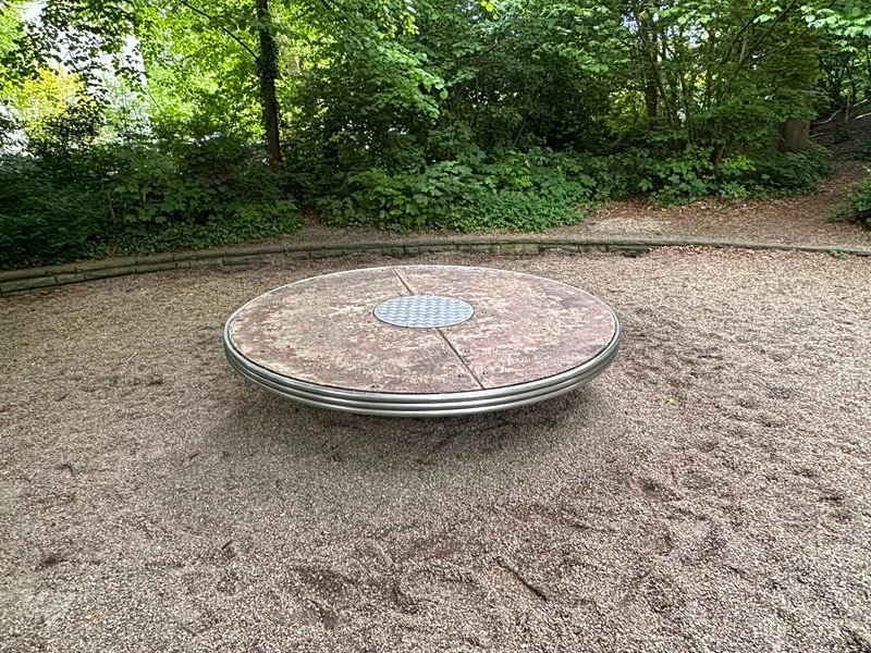 Spielplatz Parkallee im Innocentiapark – Bild 11