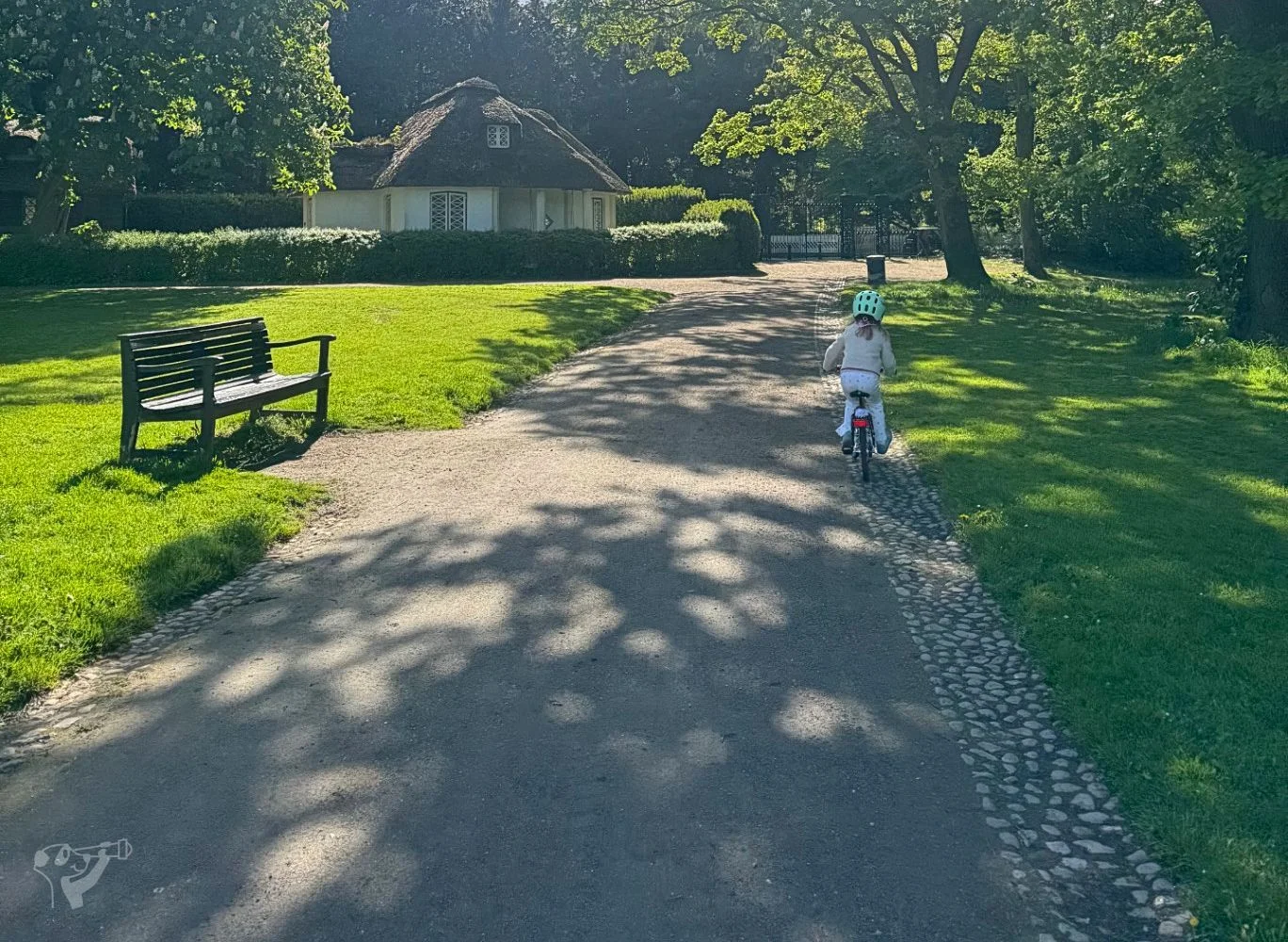 Spielplatz im Jenischpark – Foto 1