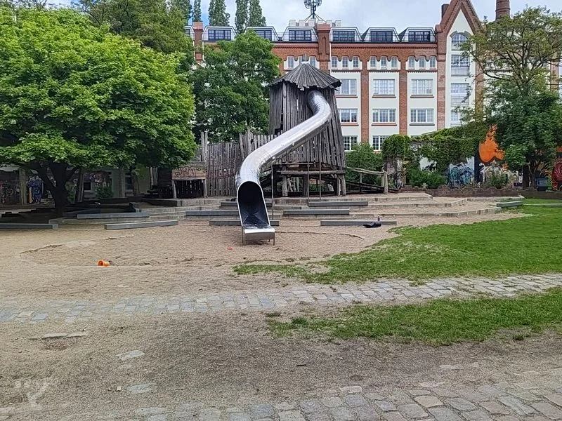 Geisterspielplatz Wrangelstraße – Bild 3