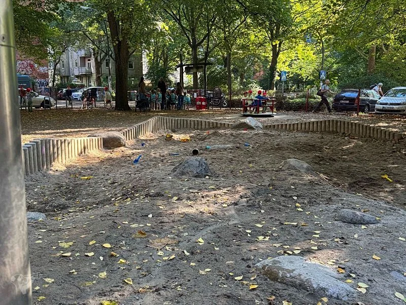  Spielplatz Bellealliancestraße - Marthastraße – Bild 19