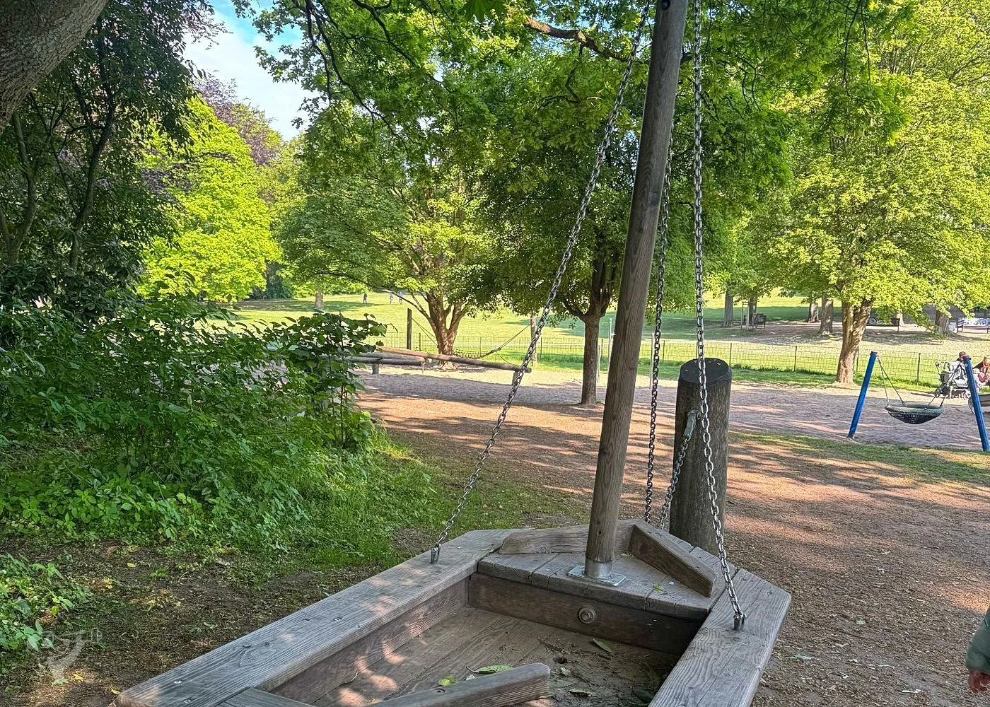 Spielplatz im Hesse Park – Foto 5