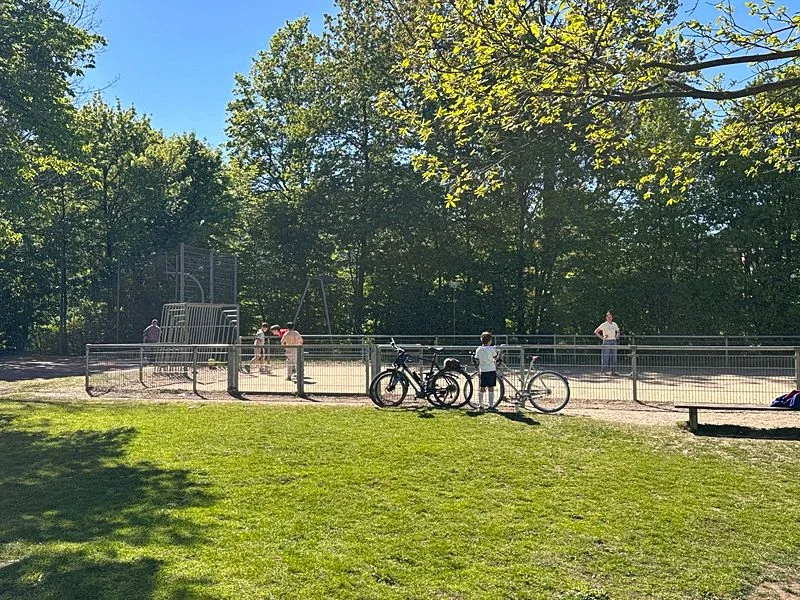 Spielplatz Meenkwiese – Bild 4