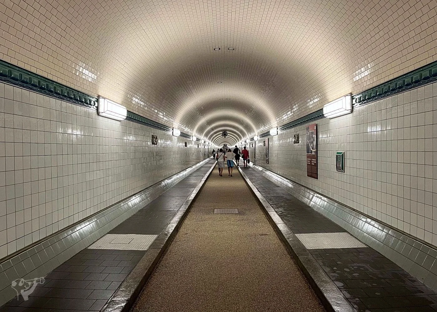 Alter Elbtunnel – Foto 4