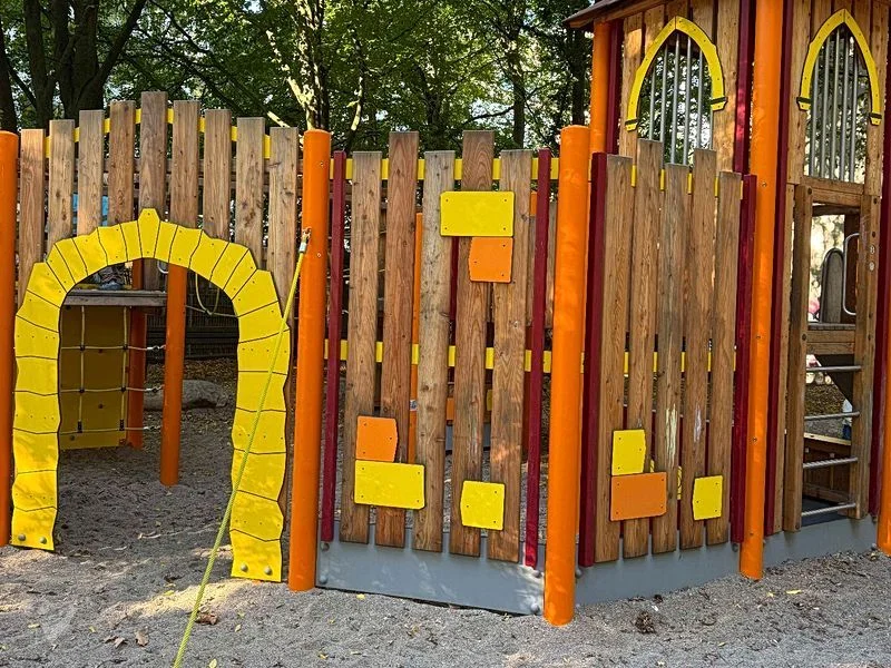  Spielplatz Bellealliancestraße - Marthastraße – Bild 25