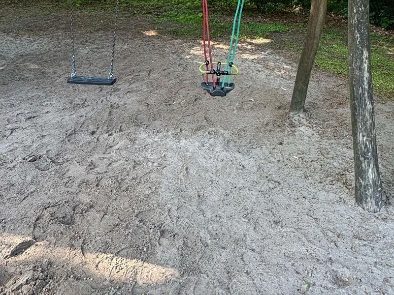 Spielplatz im Hesse Park – Bild 12