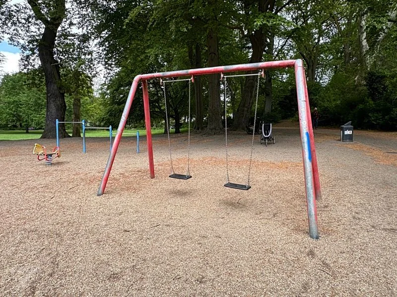 Spielplatz Parkallee im Innocentiapark – Bild 8