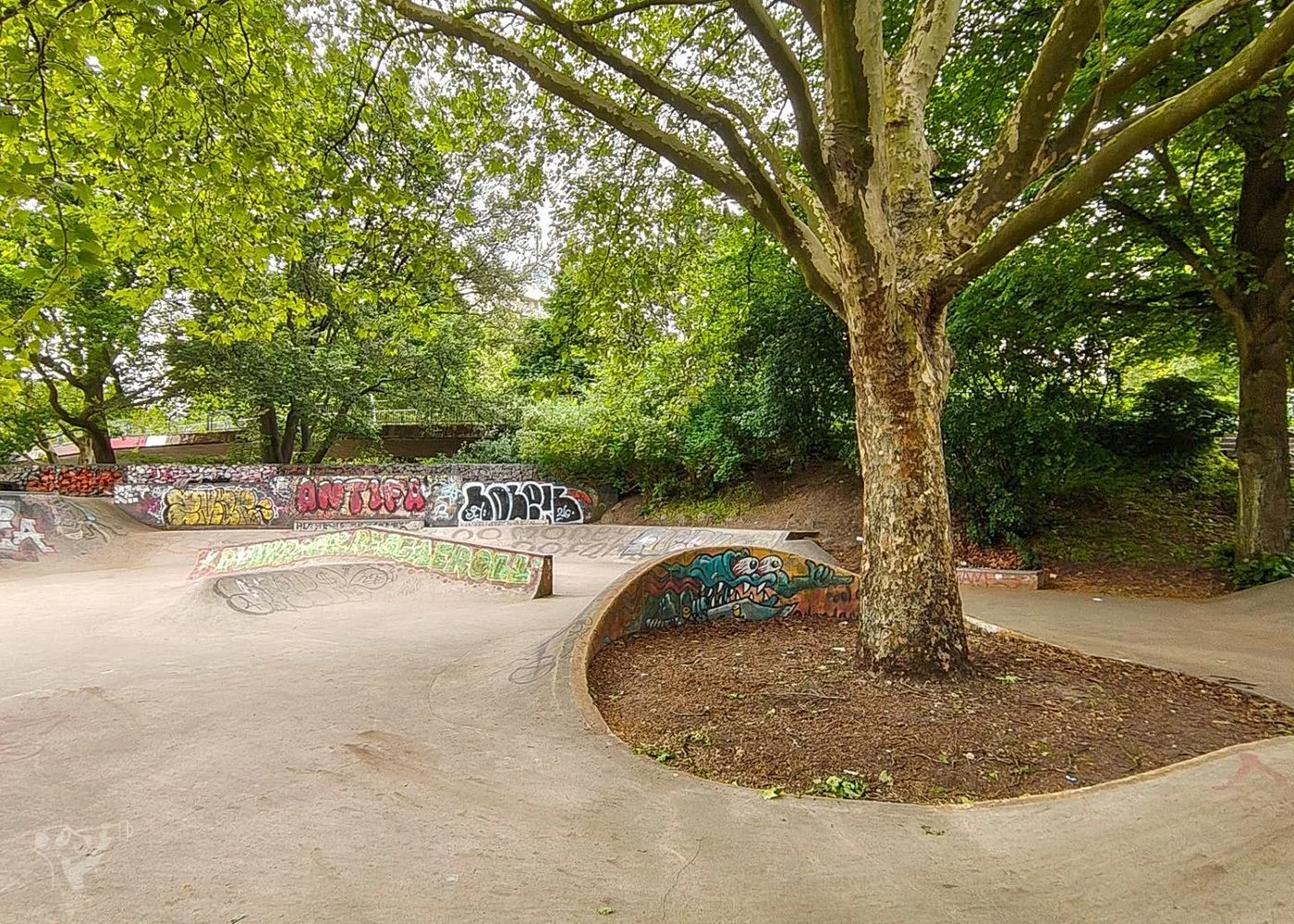 Skatepark Holstenstraße – Foto 1