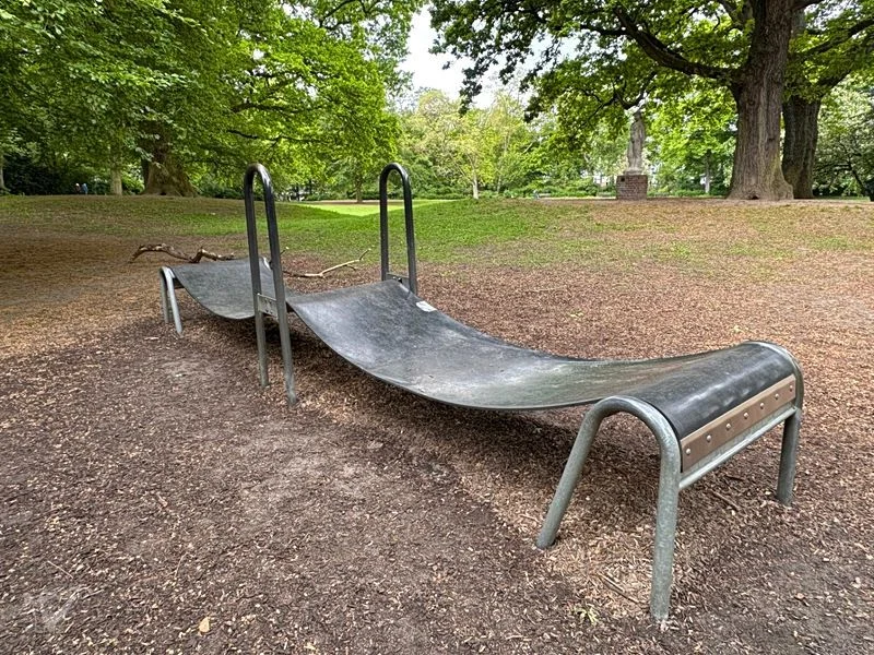 Spielplatz Parkallee im Innocentiapark – Bild 13