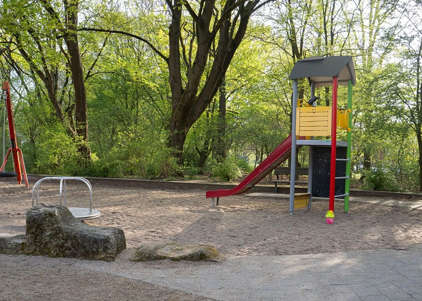 Kinderspielplatz Rollerbahn – Foto 10