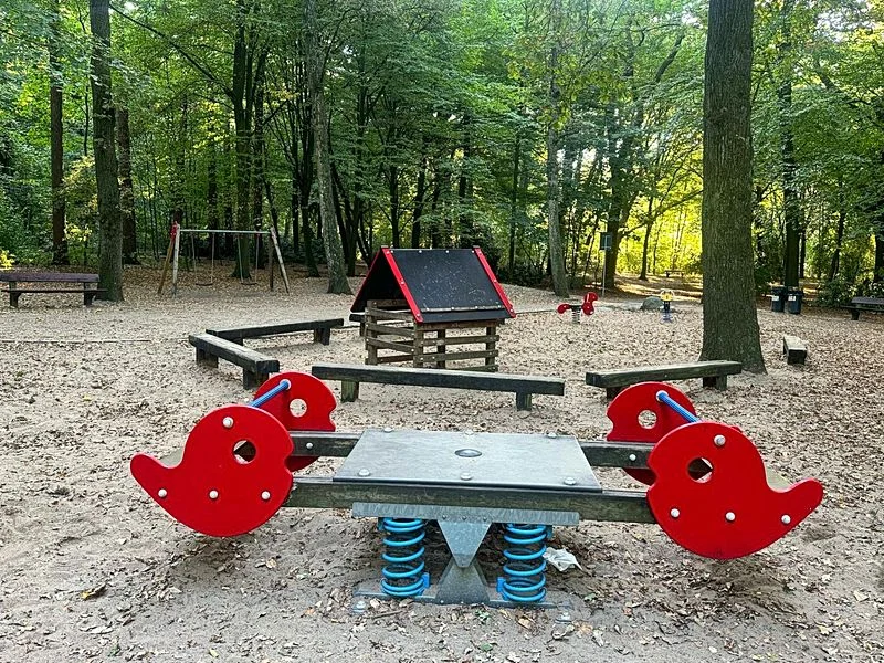 Waldspielplatz im Stadtpark – Bild 8