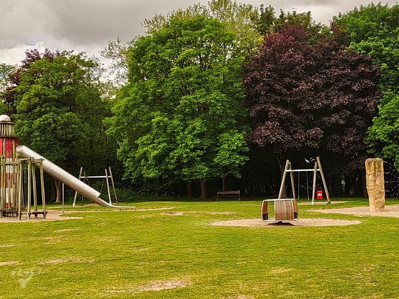 Leuchtturm Spielplatz im Öjendorfer Park – Bild 14