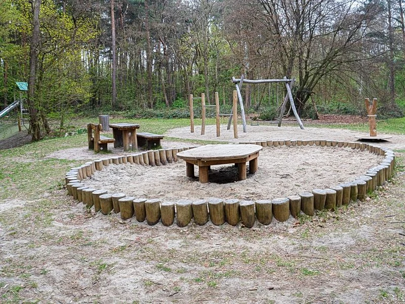 Spielplatz Sander Tannen – Bild 3