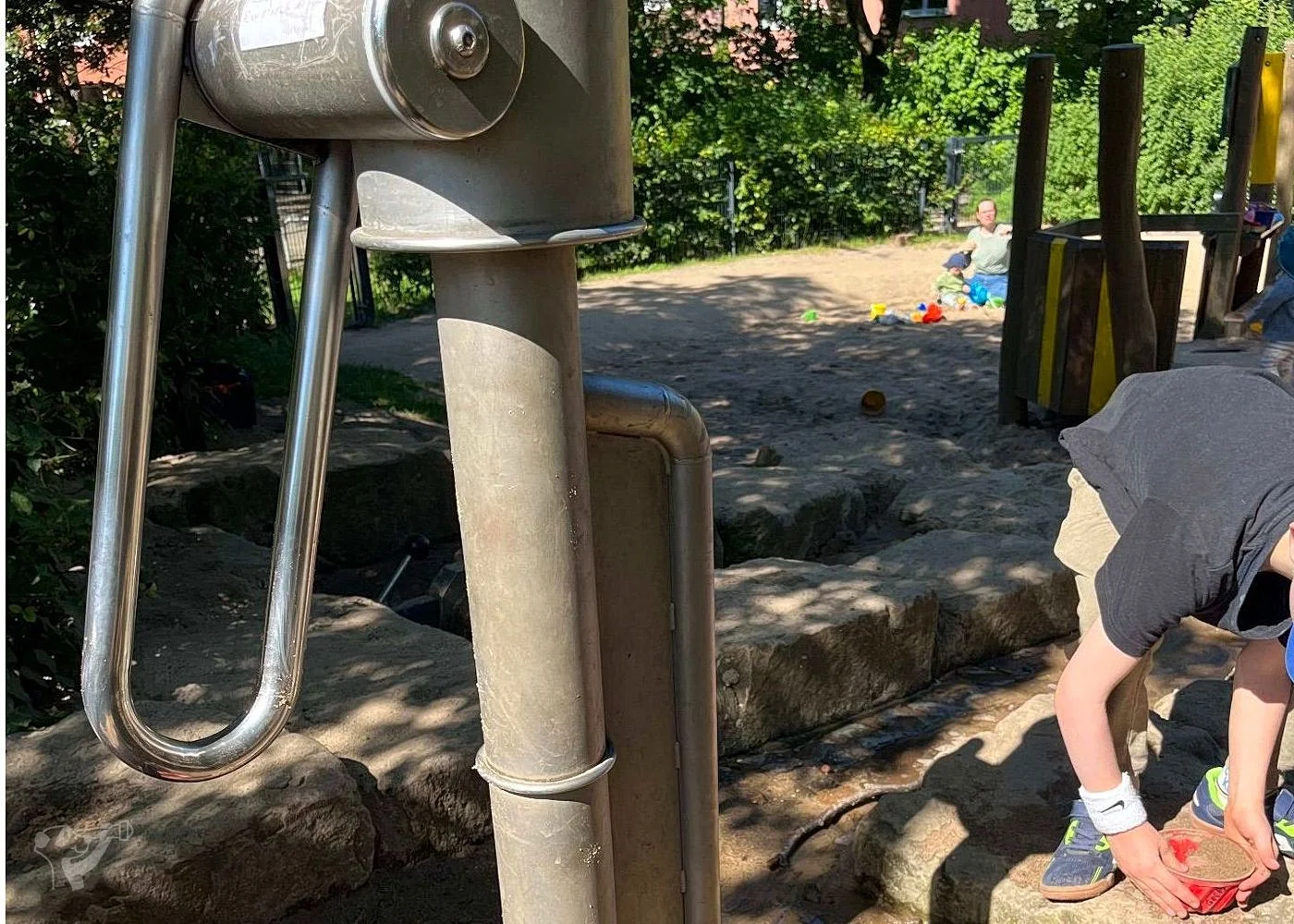 Spielplatz Unzerstraße im Walter-Möller-Park – Foto 5