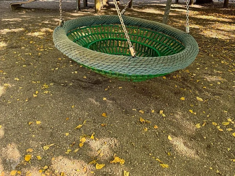 Spielplatz Bellealliancestraße - Marthastraße – Bild 18