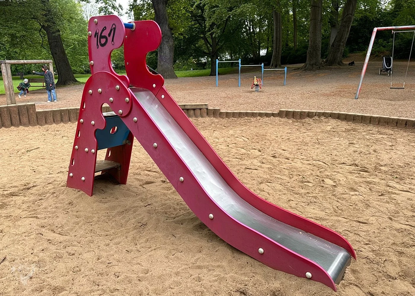 Spielplatz Parkallee im Innocentiapark – Foto 1