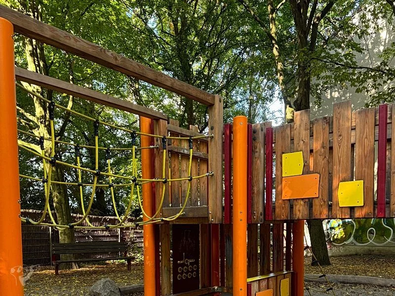  Spielplatz Bellealliancestraße - Marthastraße – Bild 26