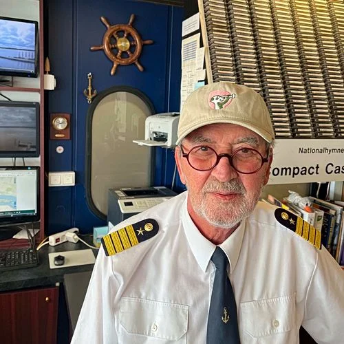 Schiffsbegrüßung im Schulauer Fährhaus