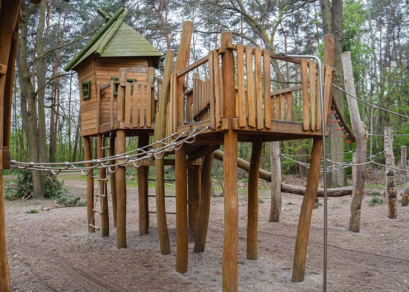 Spielplatz Sander Tannen – Foto 10