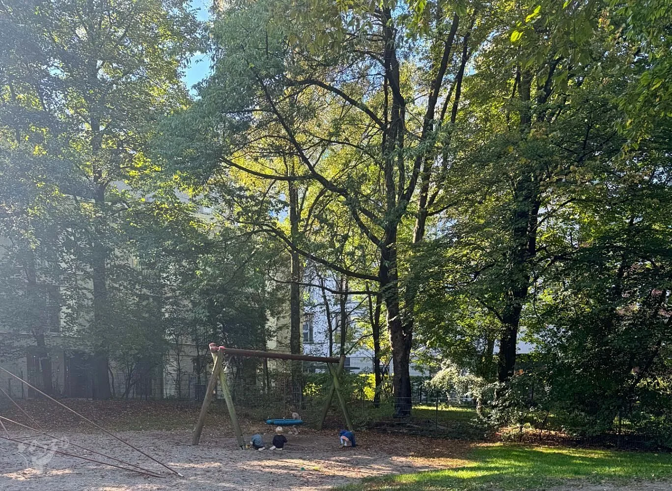 Spielplätze Lindenallee – Foto 17