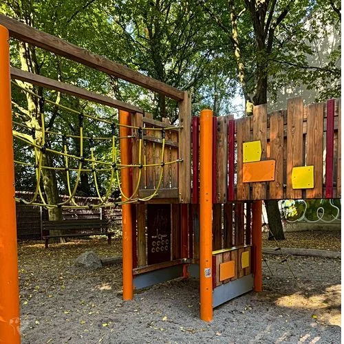  Spielplatz Bellealliancestraße - Marthastraße