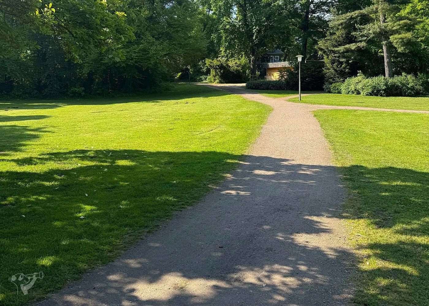 Spielplatz im Hesse Park – Foto 2