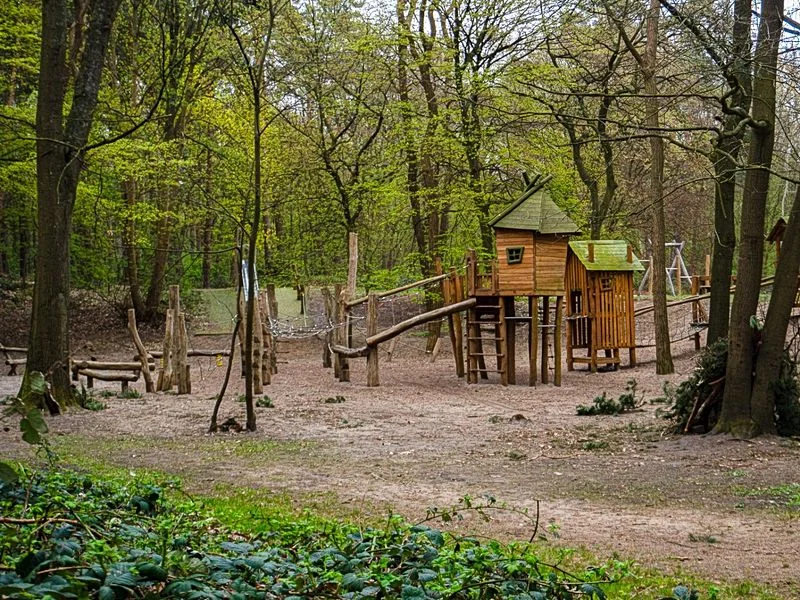 Spielplatz Sander Tannen – Bild 2