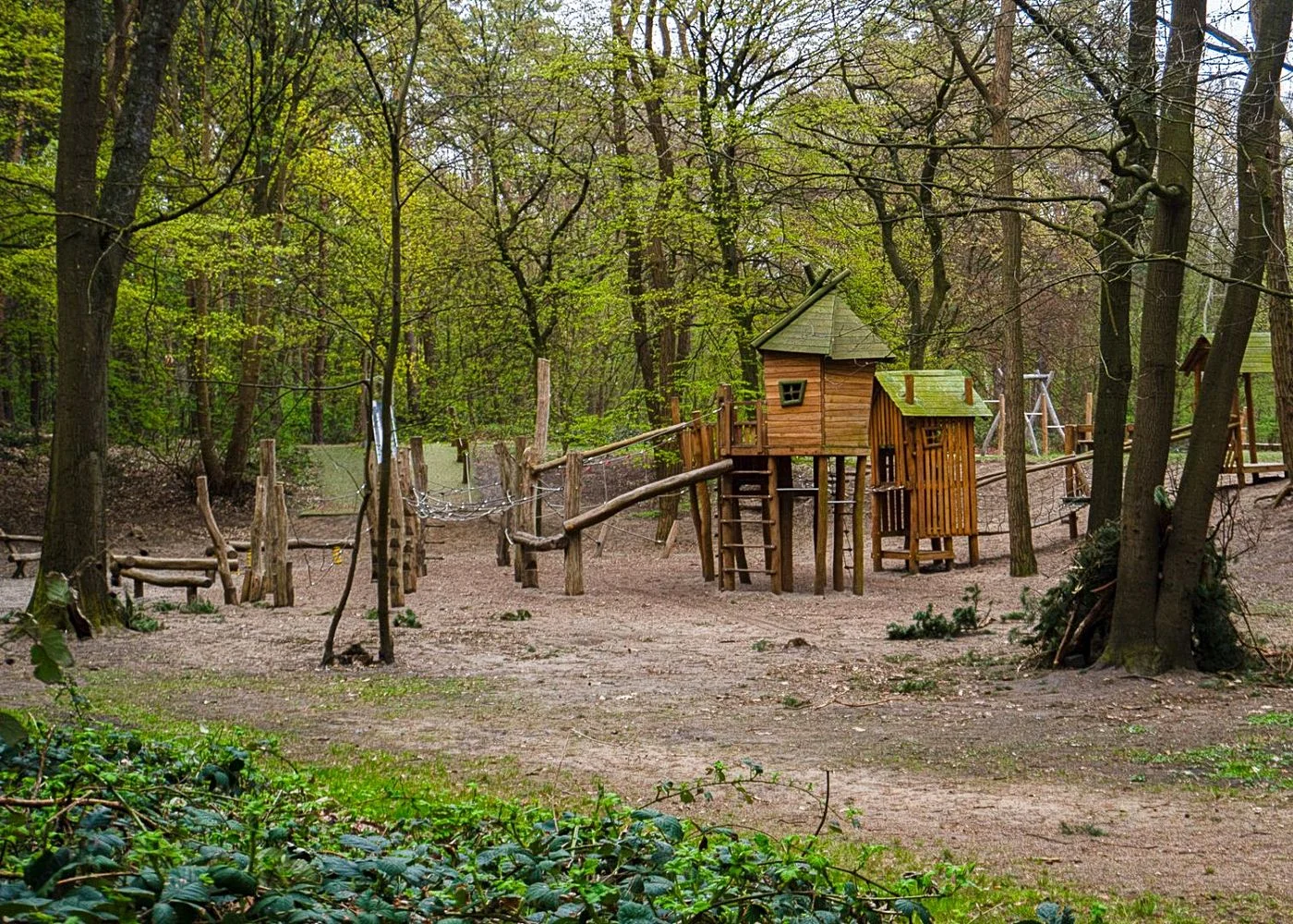 Spielplatz Sander Tannen – Foto 2