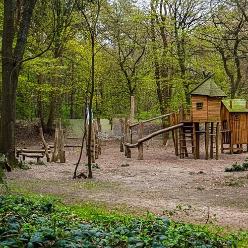 Spielplatz Sander Tannen