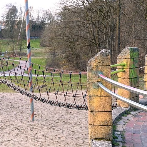 Burgspielplatz im Grünen Zentrum